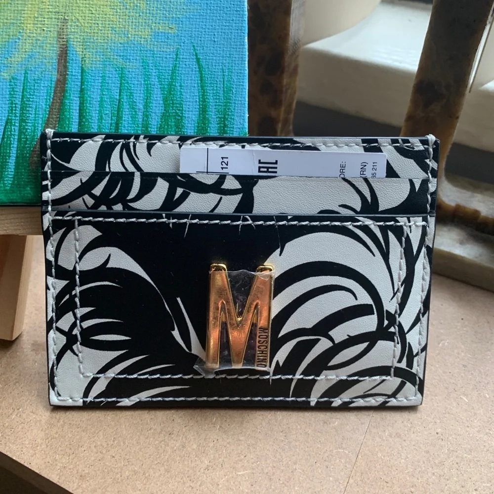 Authentic MOSCHINO stripes design Leather Logo card case - Picture 1 of 10